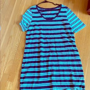 Vineyard vines size L tshirt dress